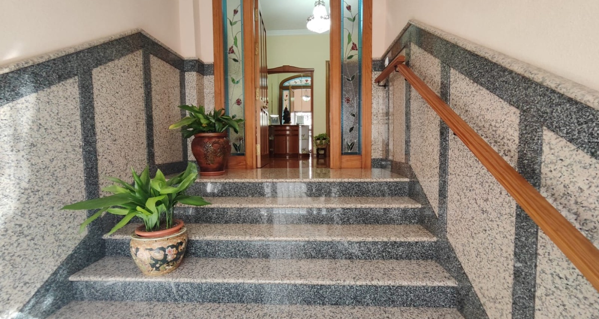 6 Bedrooms Bedrooms, ,3 BathroomsBathrooms,Villa,For Sale,1110