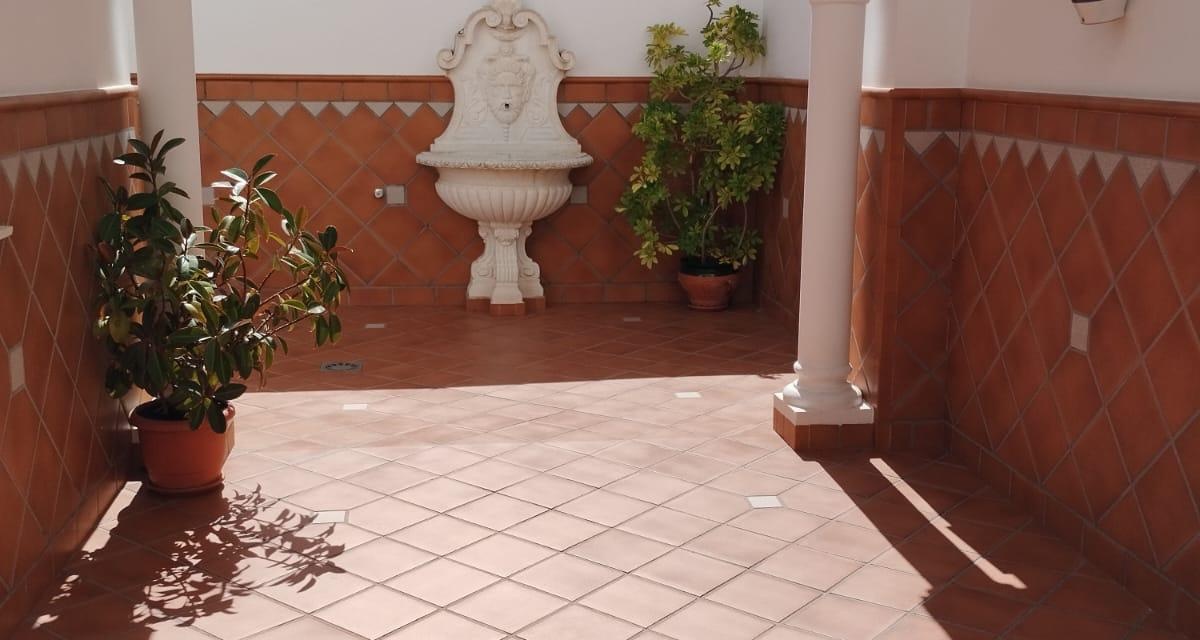 6 Bedrooms Bedrooms, ,3 BathroomsBathrooms,Villa,For Sale,1110