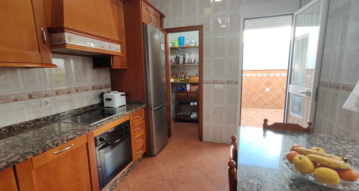 6 Bedrooms Bedrooms, ,3 BathroomsBathrooms,Villa,For Sale,1110