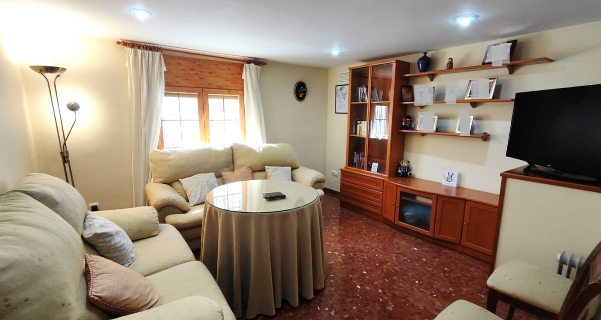 6 Bedrooms Bedrooms, ,3 BathroomsBathrooms,Villa,For Sale,1110
