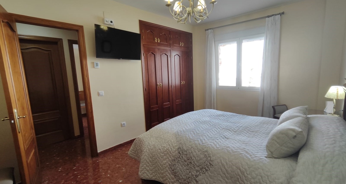 6 Bedrooms Bedrooms, ,3 BathroomsBathrooms,Villa,For Sale,1110