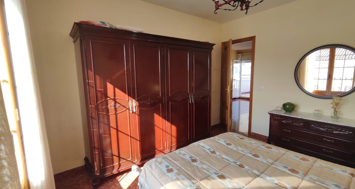 6 Bedrooms Bedrooms, ,3 BathroomsBathrooms,Villa,For Sale,1110