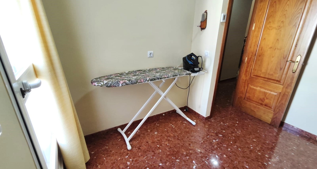 6 Bedrooms Bedrooms, ,3 BathroomsBathrooms,Villa,For Sale,1110