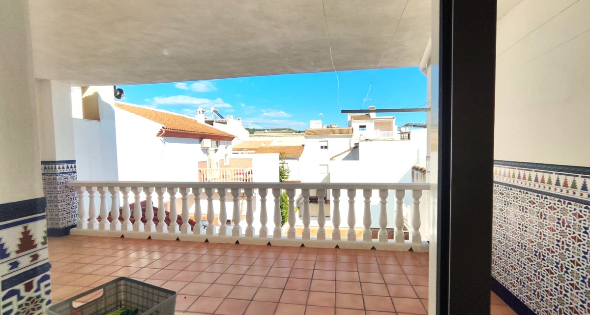 6 Bedrooms Bedrooms, ,3 BathroomsBathrooms,Villa,For Sale,1110