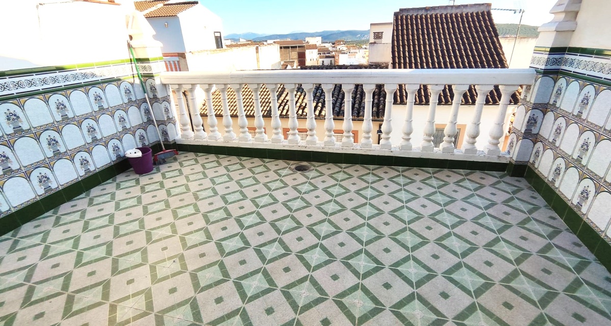 4 Bedrooms Bedrooms, ,2 BathroomsBathrooms,Villa,For Sale,1112