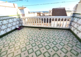 4 Bedrooms Bedrooms, ,2 BathroomsBathrooms,Villa,For Sale,1112