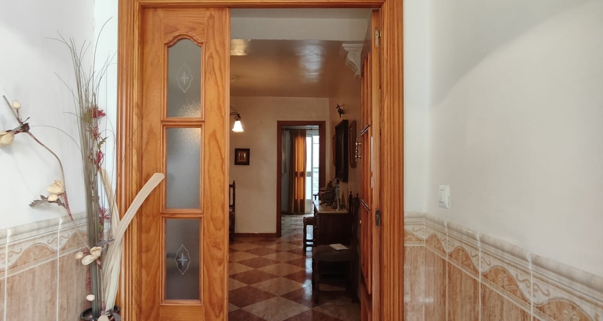 4 Bedrooms Bedrooms, ,2 BathroomsBathrooms,Villa,For Sale,1112