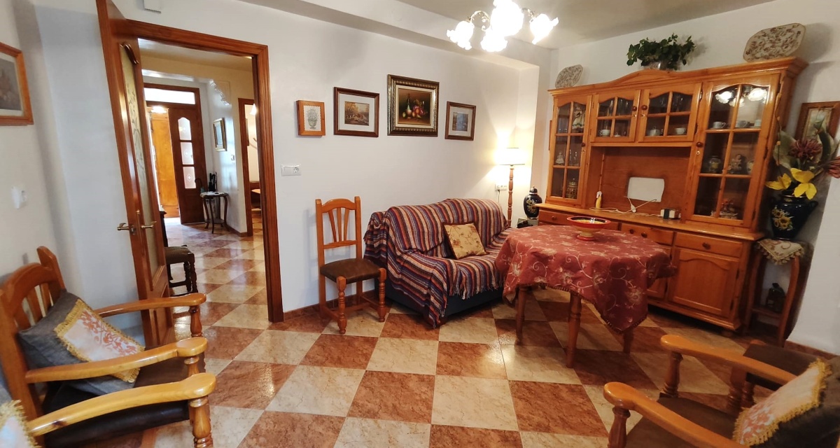 4 Bedrooms Bedrooms, ,2 BathroomsBathrooms,Villa,For Sale,1112