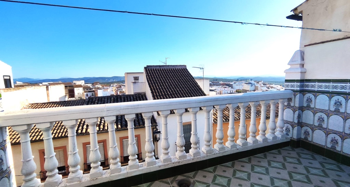 4 Bedrooms Bedrooms, ,2 BathroomsBathrooms,Villa,For Sale,1112
