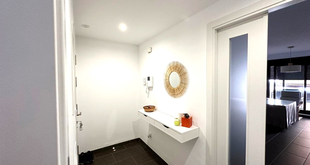 2 Bedrooms Bedrooms, ,2 BathroomsBathrooms,Apartment,For Sale,1113