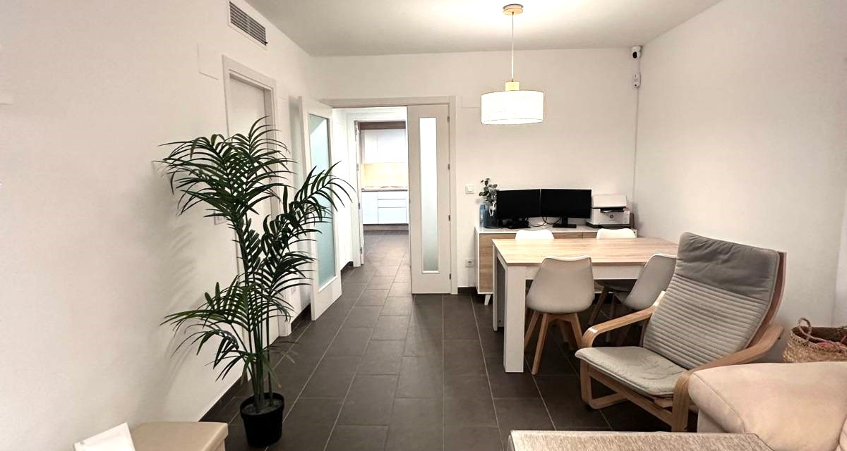 2 Bedrooms Bedrooms, ,2 BathroomsBathrooms,Apartment,For Sale,1113