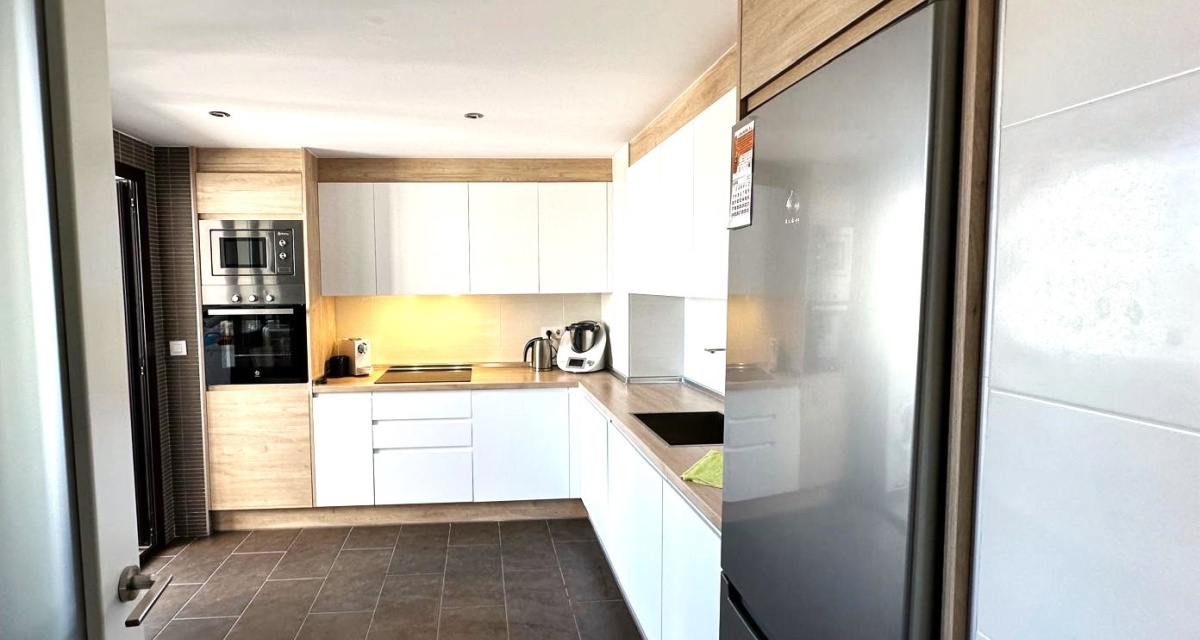 2 Bedrooms Bedrooms, ,2 BathroomsBathrooms,Apartment,For Sale,1113