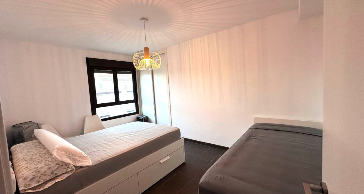 2 Bedrooms Bedrooms, ,2 BathroomsBathrooms,Apartment,For Sale,1113
