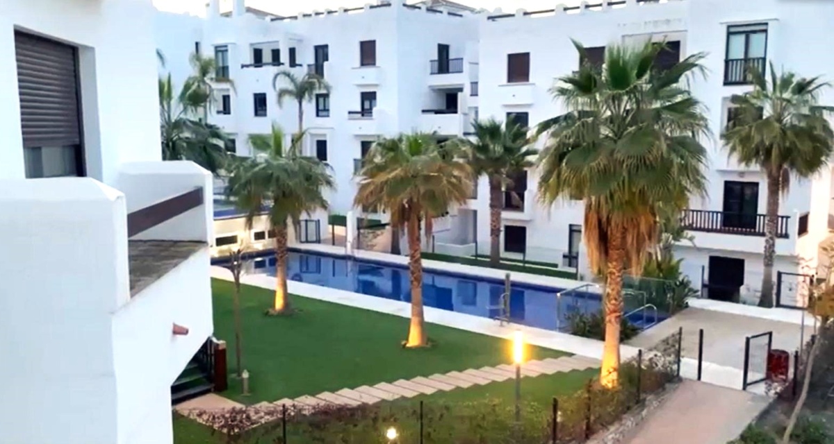 2 Bedrooms Bedrooms, ,2 BathroomsBathrooms,Apartment,For Sale,1113