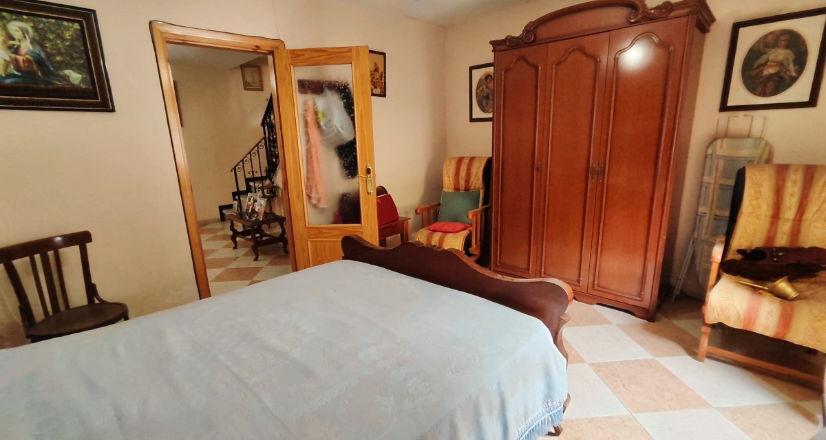 5 Bedrooms Bedrooms, 0 ,2 BathroomsBathrooms,Villa,For Sale,0,1115