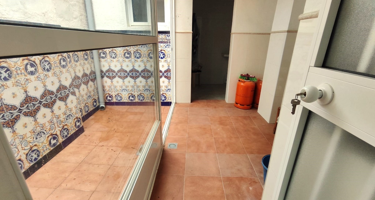 5 Bedrooms Bedrooms, 0 ,2 BathroomsBathrooms,Villa,For Sale,0,1115