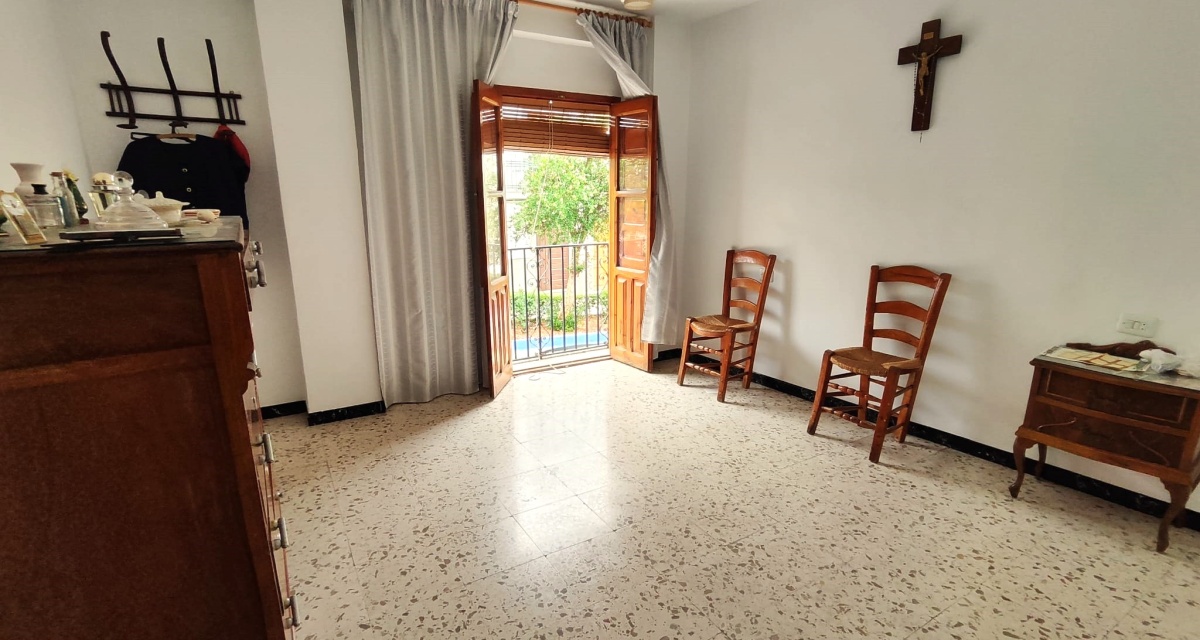 5 Bedrooms Bedrooms, 0 ,2 BathroomsBathrooms,Villa,For Sale,0,1115