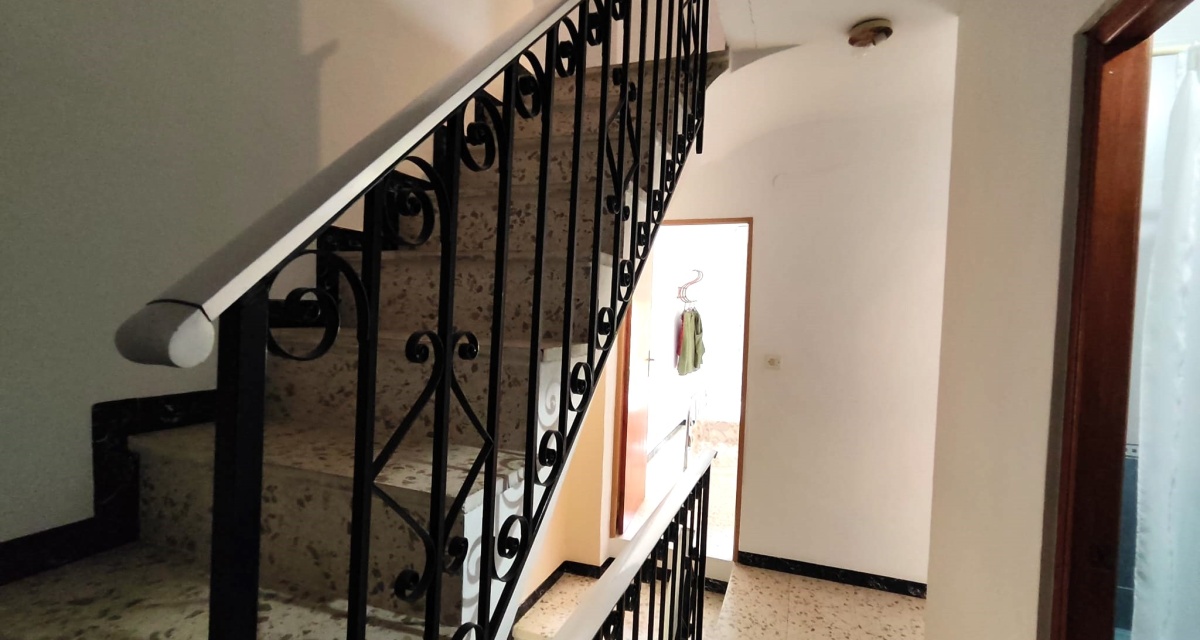5 Bedrooms Bedrooms, 0 ,2 BathroomsBathrooms,Villa,For Sale,0,1115