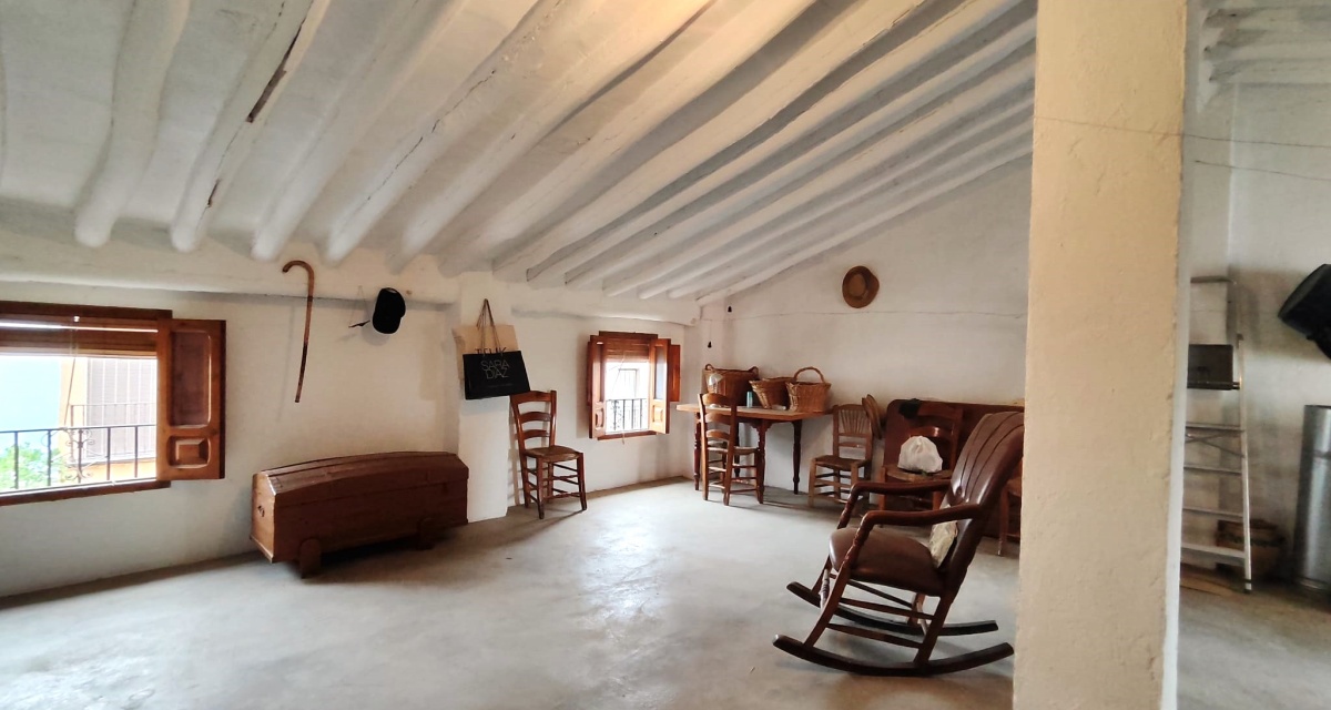 5 Bedrooms Bedrooms, 0 ,2 BathroomsBathrooms,Villa,For Sale,0,1115