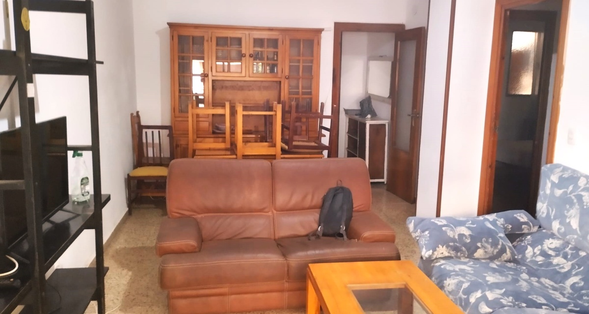 4 Bedrooms Bedrooms, 0 ,2 BathroomsBathrooms,Apartment,For Sale,0,1118