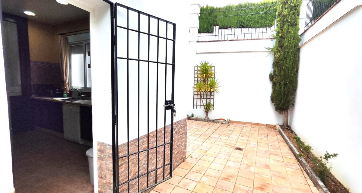 6 Bedrooms Bedrooms, 0 ,3 BathroomsBathrooms,Villa,For Sale,0,1120 6 Bedrooms Bedrooms, 0 ,3 BathroomsBathrooms,Villa,For Sale,0,1120