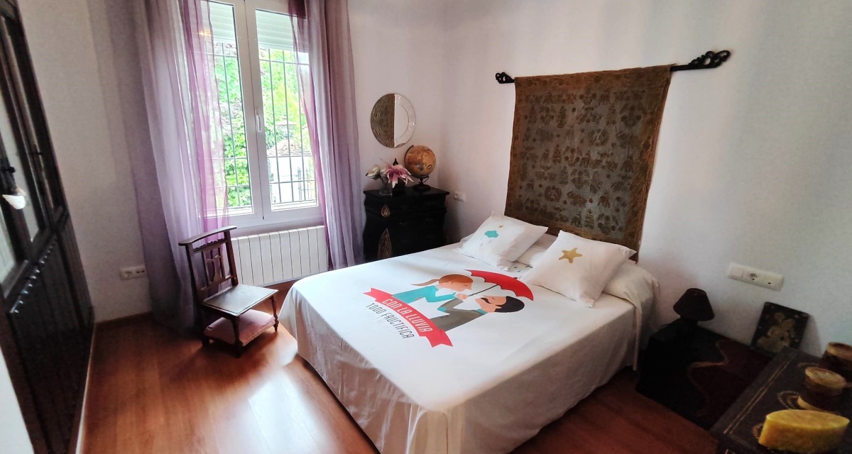 6 Bedrooms Bedrooms, 0 ,3 BathroomsBathrooms,Villa,For Sale,0,1121