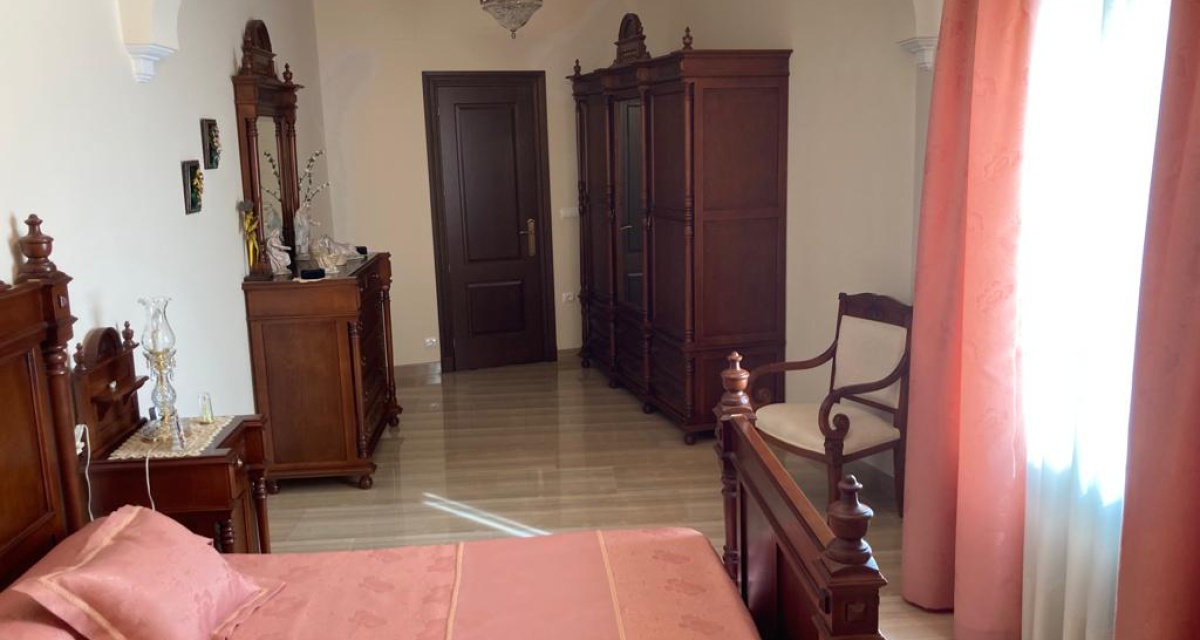 6 Bedrooms Bedrooms, ,2 BathroomsBathrooms,Villa,For Sale,1065